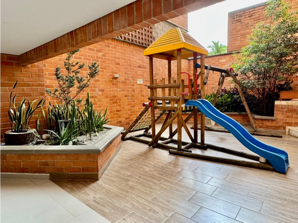 Apartamento en venta en La Floresta, Medellín · foto 13 de 16