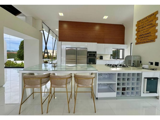 Casa de 4 alcobas en venta en Las Palmas, Envigado, 896 m² · foto 11 de 24