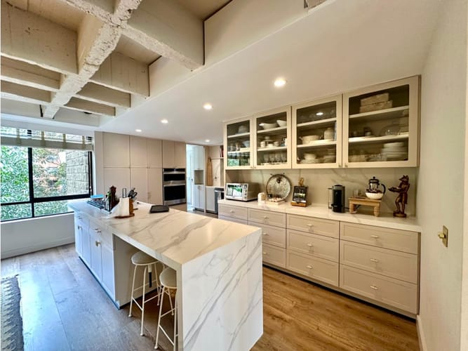 Apartamento de 2 alcobas en venta en La Florida, Medellín, 208 m² · foto 3 de 24