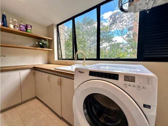 Apartamento de 2 alcobas en venta en La Florida, Medellín, 208 m² · foto 14 de 24