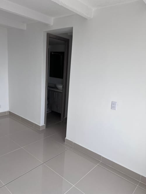 Apartamento de 3 alcobas en venta en Santa Ana, Bello, 55 m² · foto 9 de 19