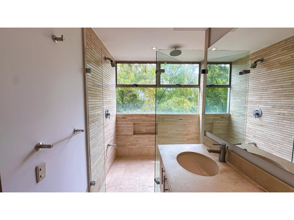 Apartamento en venta en El Poblado, Medellín · foto 15 de 24