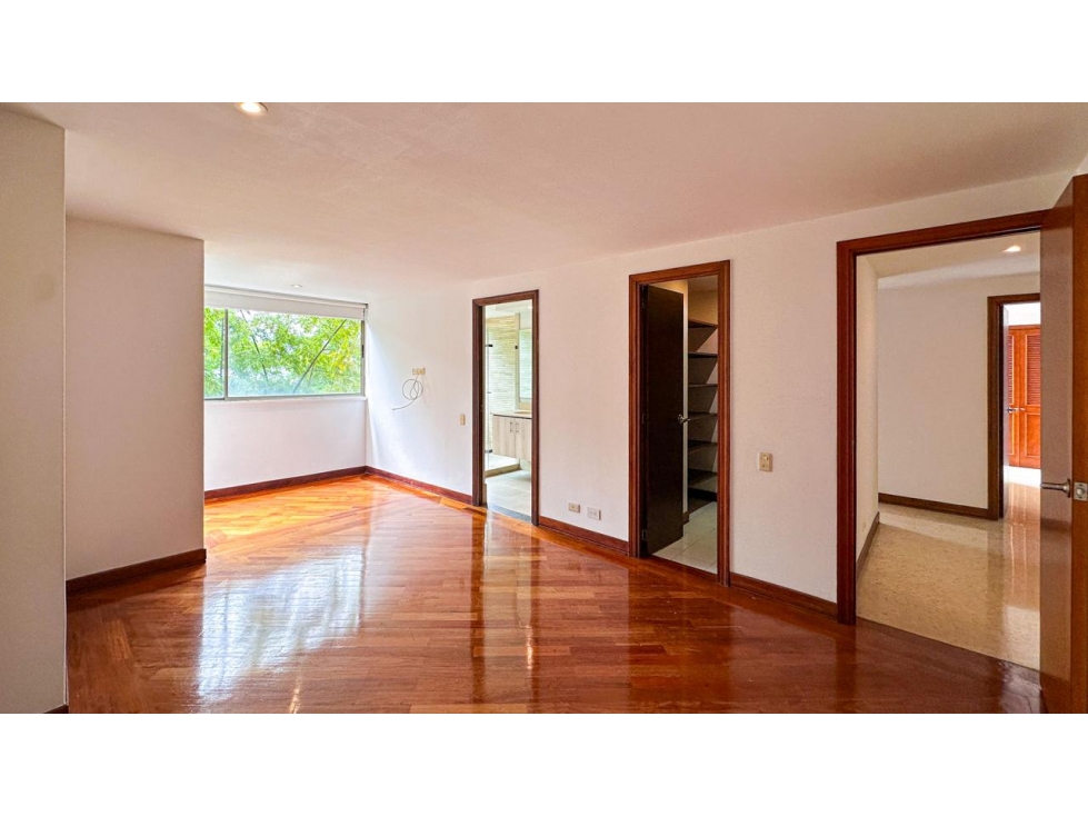 Apartamento en venta en El Poblado, Medellín · foto 22 de 24