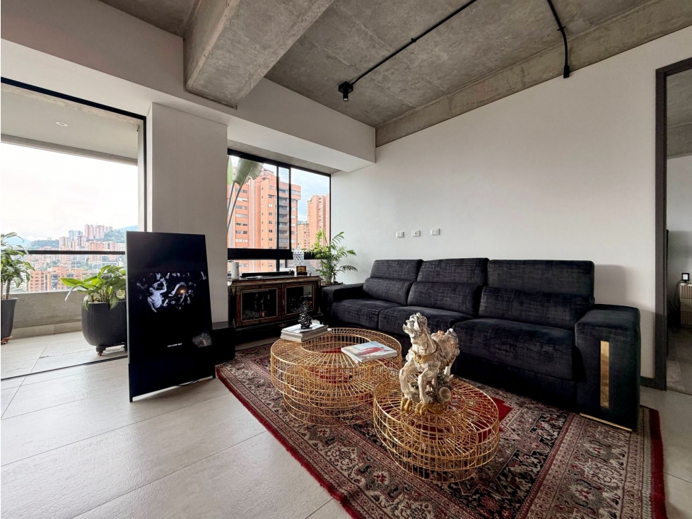 Apartamento en arriendo en El Poblado, Medellín · foto 2 de 18