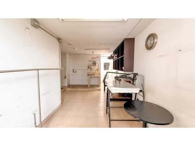Edificio en venta en El Poblado, Medellín, 1134 m² · foto 11 de 24