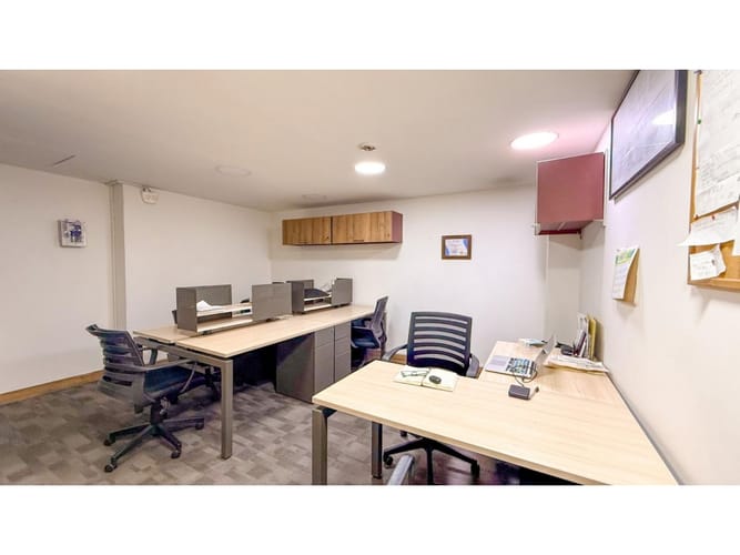 Edificio en venta en El Poblado, Medellín, 1134 m² · foto 16 de 24