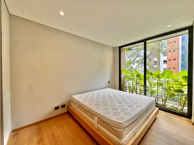 Apartaestudio en venta en Lalinde, Medellín, 90 m² · foto 11 de 24