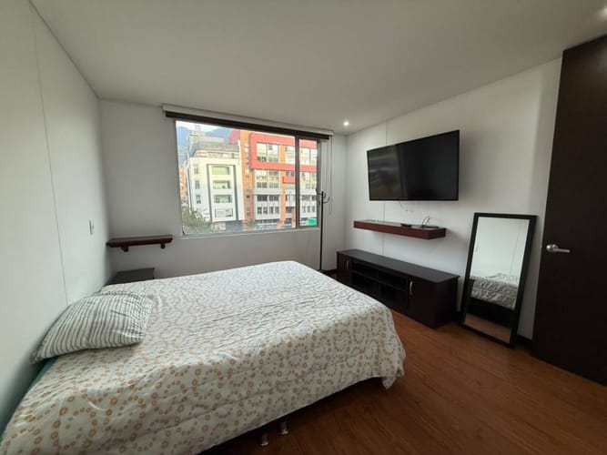 Apartamento de 1 alcoba en arriendo en Santa Barbara Central, Bogotá, 64 m² · foto 16 de 23