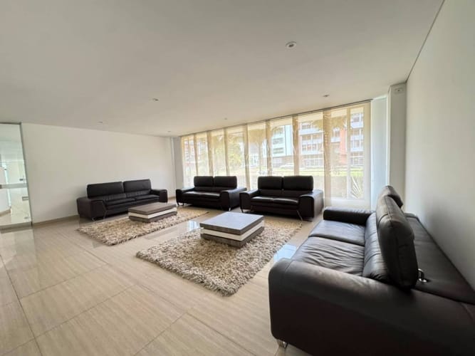 Apartamento de 1 alcoba en arriendo en Santa Barbara Central, Bogotá, 64 m² · foto 18 de 23