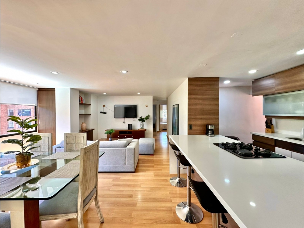 Apartamento en arriendo en El Poblado, Medellín · foto 5 de 24