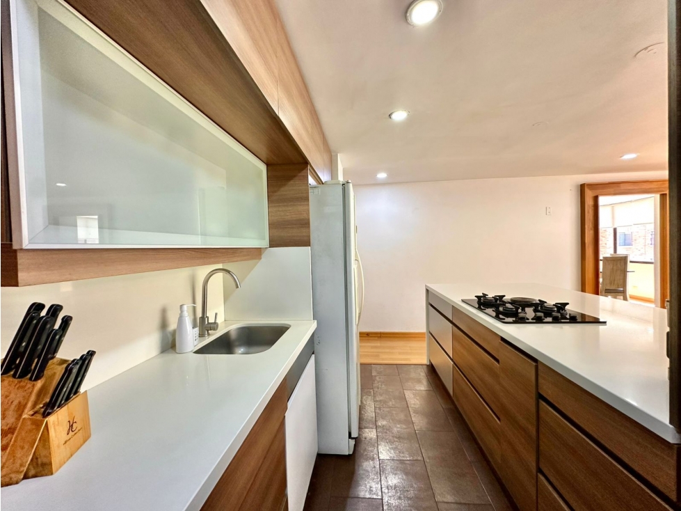 Apartamento en arriendo en El Poblado, Medellín · foto 8 de 24