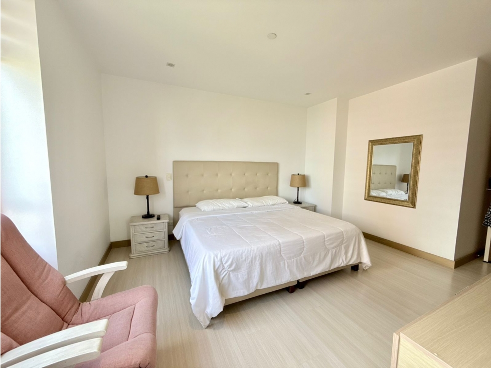 Apartamento en arriendo en El Poblado, Medellín · foto 6 de 24