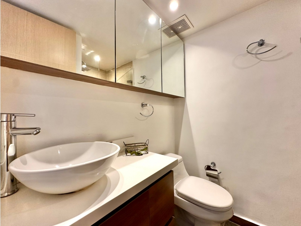 Apartamento en arriendo en El Poblado, Medellín · foto 14 de 24