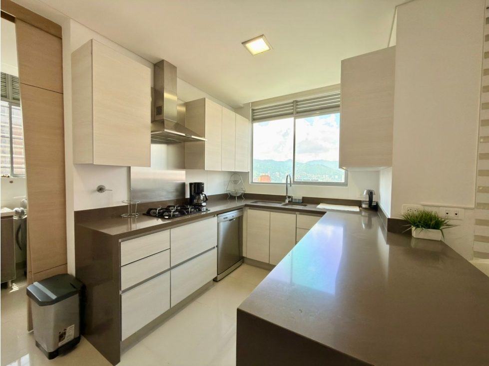 Apartamento en arriendo en El Poblado, Medellín · foto 24 de 24