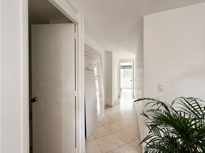 Apartamento en venta en El Poblado, Medellín · foto 6 de 17