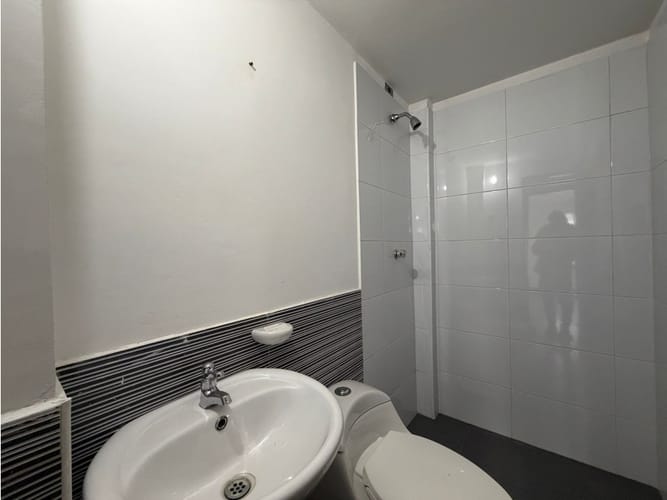 Oficina en arriendo en Conquistadores, Medellín, 43 m² · foto 6 de 10