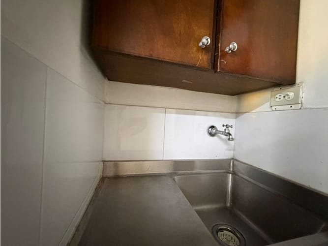 Oficina en arriendo en Conquistadores, Medellín, 43 m² · foto 9 de 10