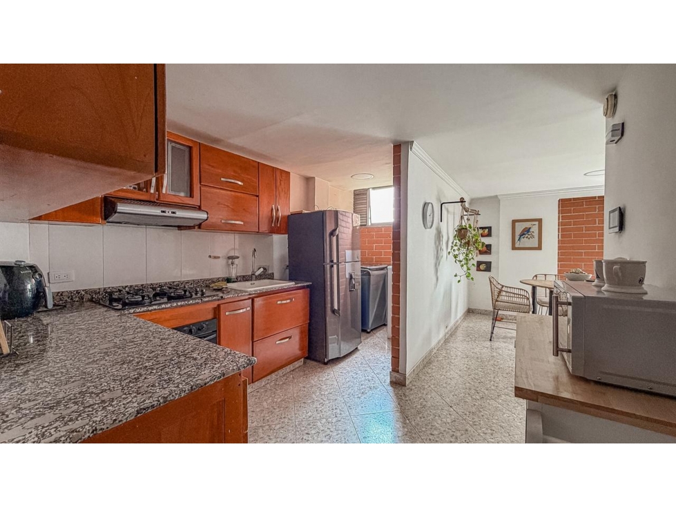 Apartamento en venta en Bosques De Zuñiga, Medellín · foto 2 de 24
