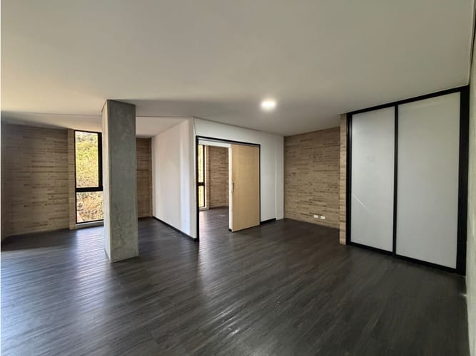 Oficina en arriendo en Lalinde, Medellín, 108 m² · foto 3 de 18