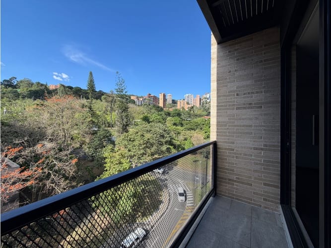 Oficina en arriendo en Lalinde, Medellín, 108 m² · foto 7 de 18