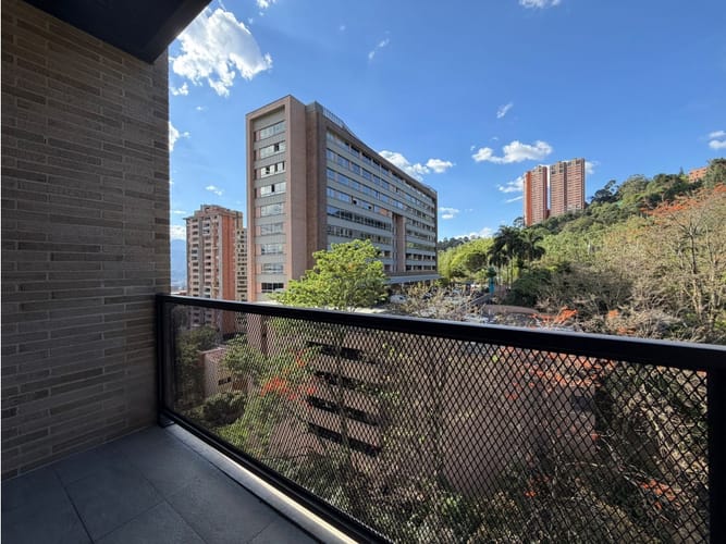 Oficina en arriendo en Lalinde, Medellín, 108 m² · foto 8 de 18