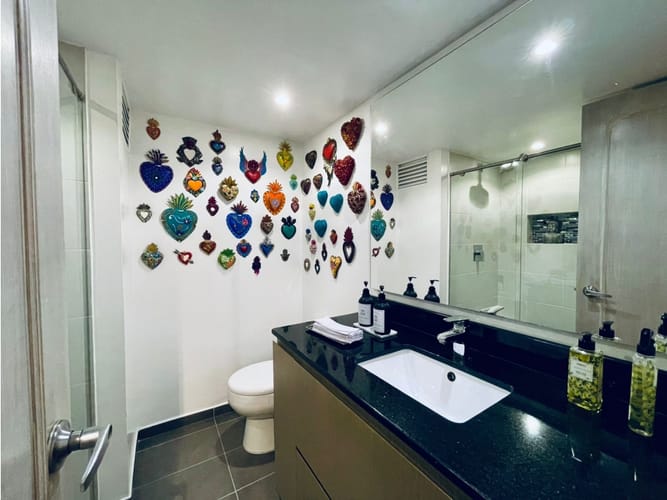 Apartamento de 3 alcobas en arriendo en El Poblado, Medellín, 158 m² · foto 23 de 24