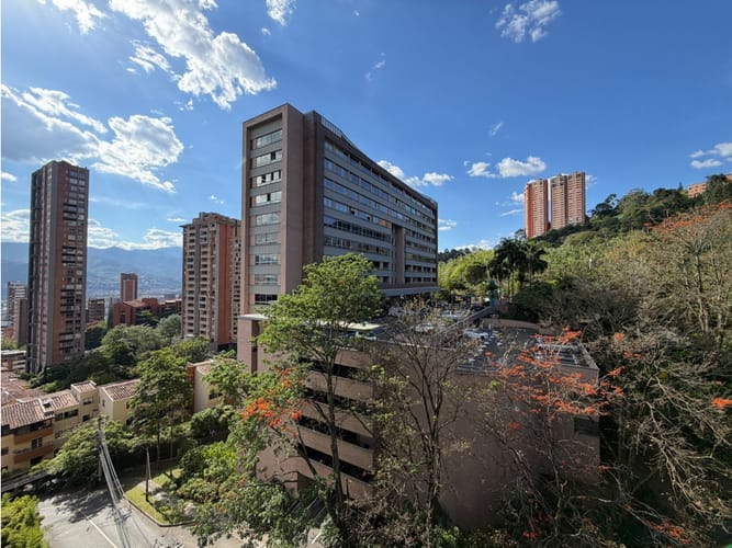 Oficina en arriendo en Lalinde, Medellín, 108 m² · foto 9 de 18