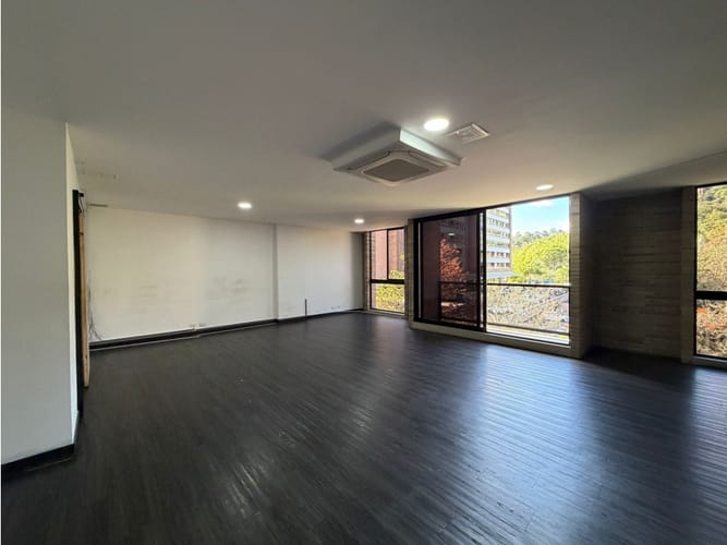Oficina en arriendo en Lalinde, Medellín, 108 m² · foto 18 de 18
