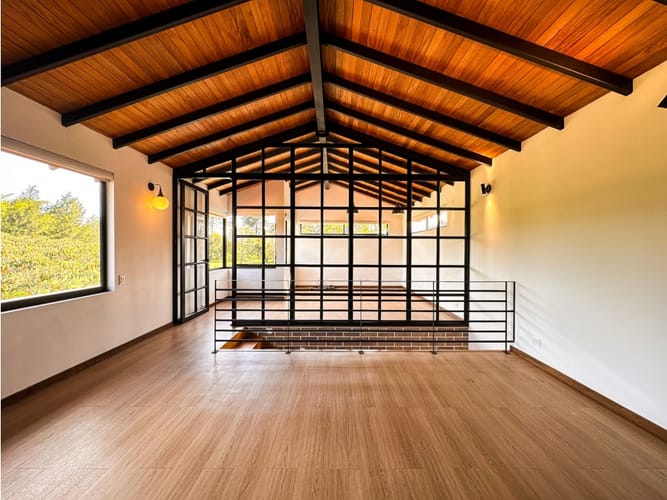Casa de 4 alcobas en venta en Llano Grande, Rionegro, 267 m² · foto 5 de 24