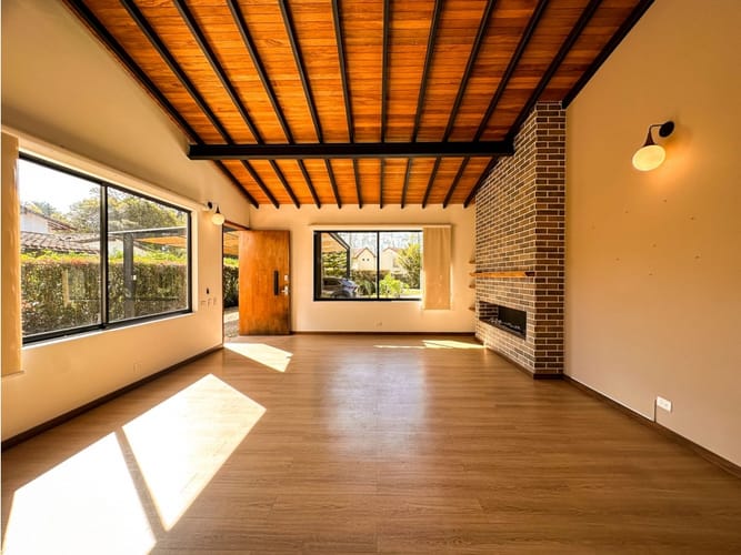 Casa de 4 alcobas en venta en Llano Grande, Rionegro, 267 m² · foto 7 de 24