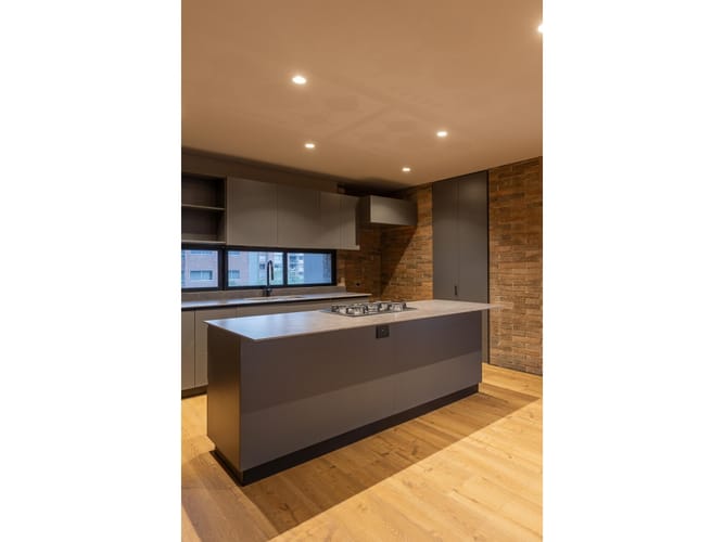 Apartamento de 2 alcobas en venta en El Poblado, Medellín, 120 m² · foto 5 de 18