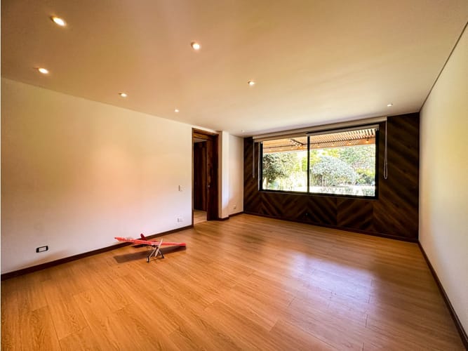 Casa de 4 alcobas en venta en Llano Grande, Rionegro, 267 m² · foto 15 de 24