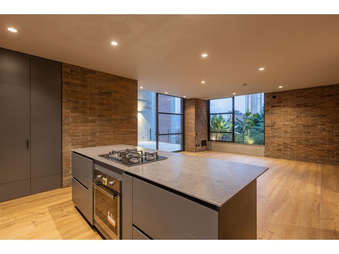 Apartamento de 2 alcobas en venta en El Poblado, Medellín, 120 m² · foto 7 de 18