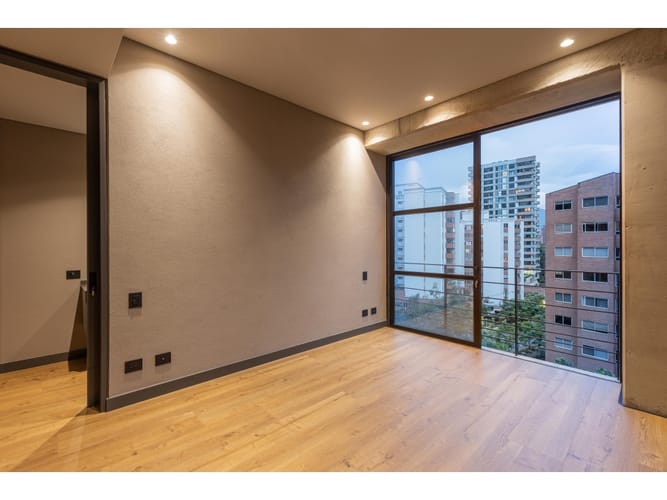 Apartamento de 2 alcobas en venta en El Poblado, Medellín, 120 m² · foto 9 de 18