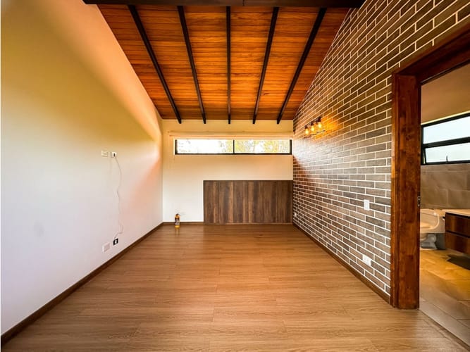 Casa de 4 alcobas en venta en Llano Grande, Rionegro, 267 m² · foto 22 de 24