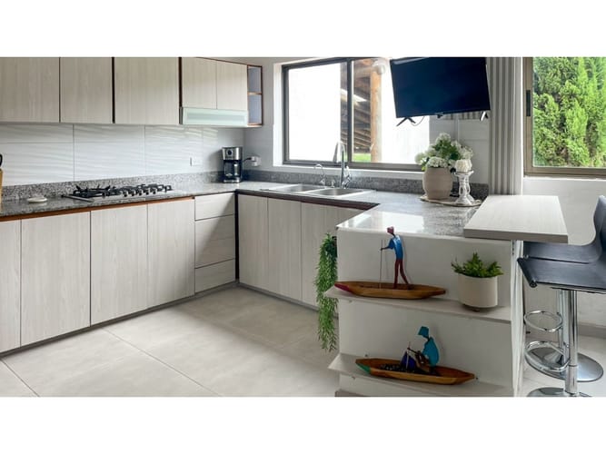 Casa de 7 alcobas en venta en El Carmen De Viboral, El Carmen de Viboral, 500 m² · foto 3 de 22