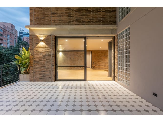 Apartamento de 2 alcobas en venta en El Poblado, Medellín, 120 m² · foto 18 de 18