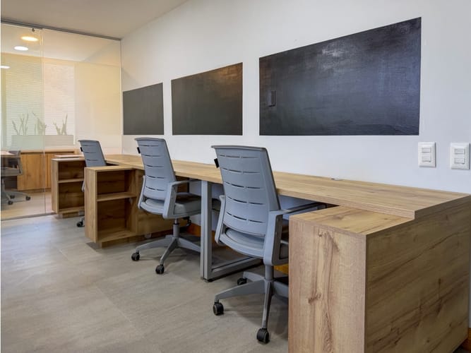 Oficina en arriendo en El Poblado, Medellín, 60 m² · foto 9 de 9