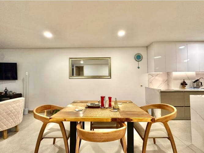 Apartamento en venta en Laureles, Medellín · foto 3 de 24