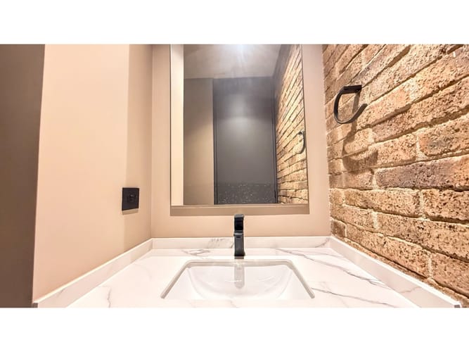 Apartamento de 2 alcobas en venta en Castropol, Medellín, 101 m² · foto 3 de 24