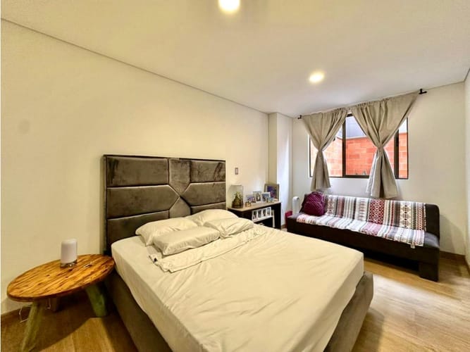 Apartamento en venta en Laureles, Medellín · foto 9 de 24