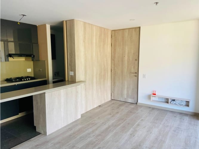 Apartaestudio en venta en El Poblado, Medellín, 79 m² · foto 13 de 13
