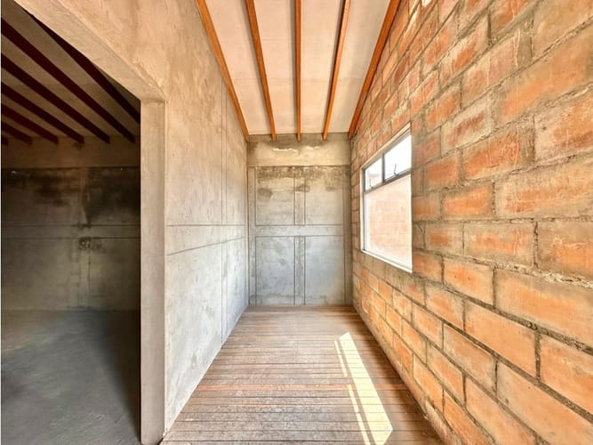 Edificio en venta en Camino Verde, Envigado, 760 m² · foto 18 de 24