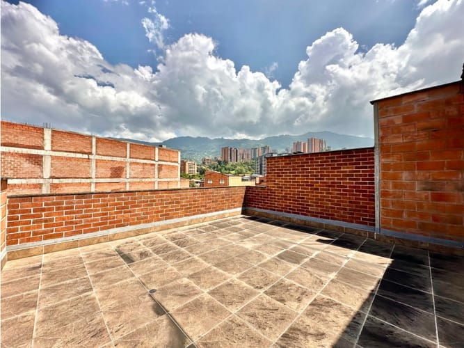 Edificio en venta en Camino Verde, Envigado, 760 m² · foto 19 de 24