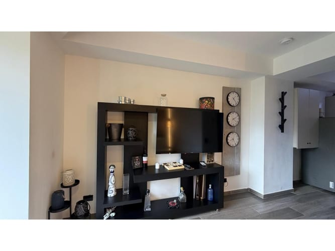Apartaestudio en venta en Conquistadores, Medellín, 28 m² · foto 7 de 14