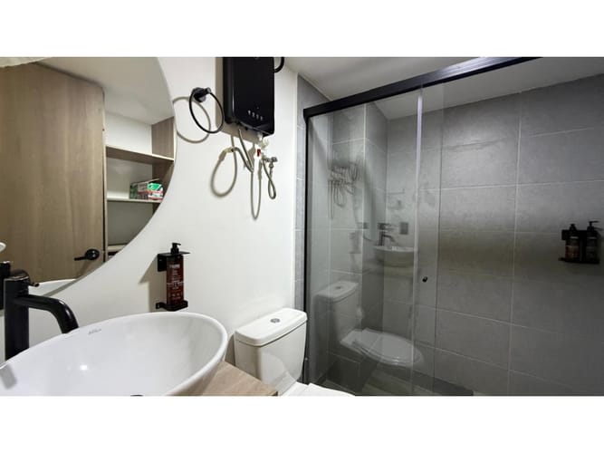 Apartaestudio en venta en Conquistadores, Medellín, 28 m² · foto 12 de 14