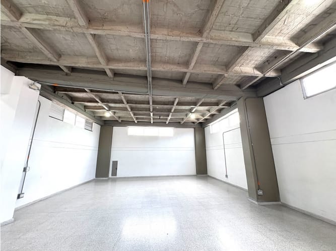 Bodega en arriendo en San Bernardo, Medellín, 190 m² · foto 2 de 15