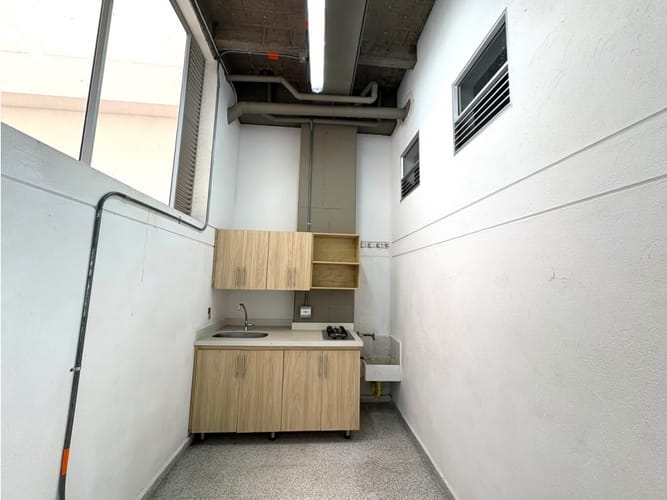Bodega en arriendo en San Bernardo, Medellín, 190 m² · foto 6 de 15