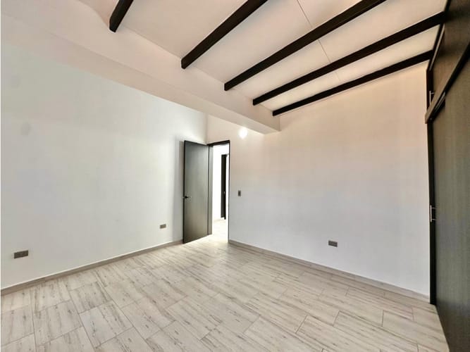 Casa de 3 alcobas en venta en El Tambo, La Ceja, 157 m² · foto 20 de 24