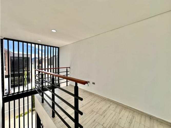 Casa de 3 alcobas en venta en El Tambo, La Ceja, 157 m² · foto 24 de 24